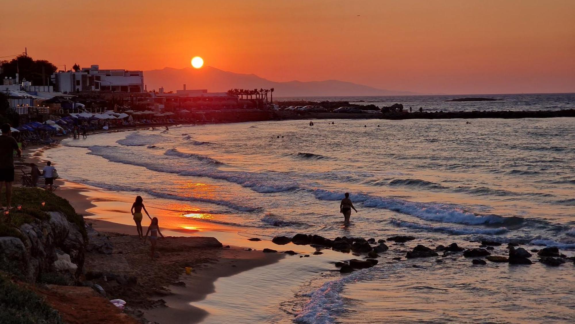 Sunset Beach Hotel Kokkini Hani Eksteriør billede